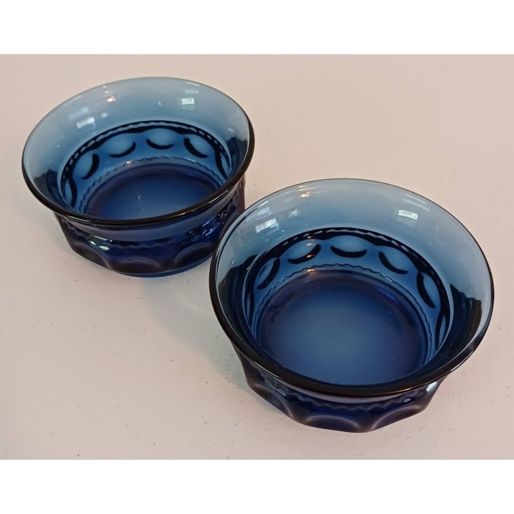 Tiera Kings Crown Thumbprint Imperial Blue glass dessert bowls, set of 2‎